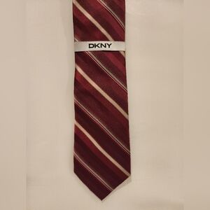 DKNY DONNA KAREN NEW YORK MENS NECK TIE